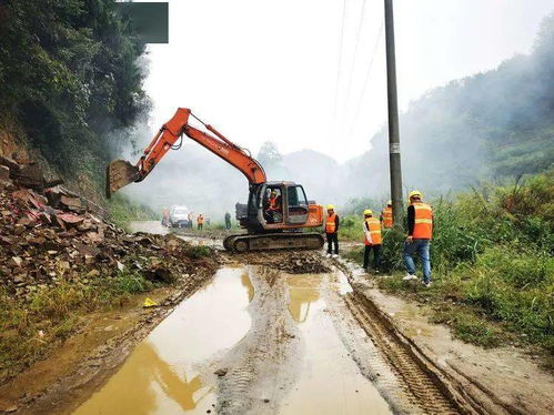 鳳岡縣第二批縣鄉(xiāng)公路路面改善提升工程正式啟動(dòng)，助力鄉(xiāng)村振興駛?cè)搿翱燔嚨馈?>
</a>
<div   id=